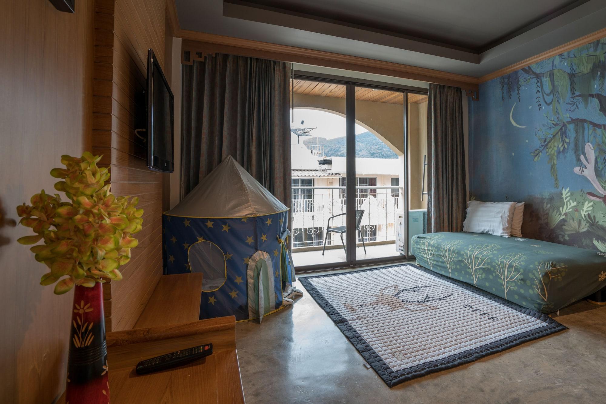 Отель Minatale Phuket Patong Экстерьер фото