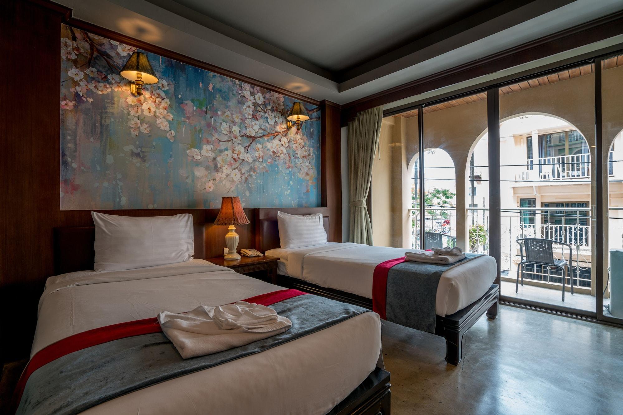 Отель Minatale Phuket Patong Экстерьер фото