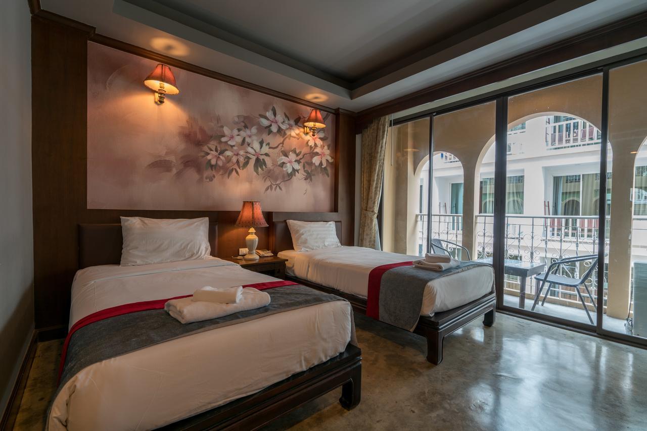 Отель Minatale Phuket Patong Экстерьер фото