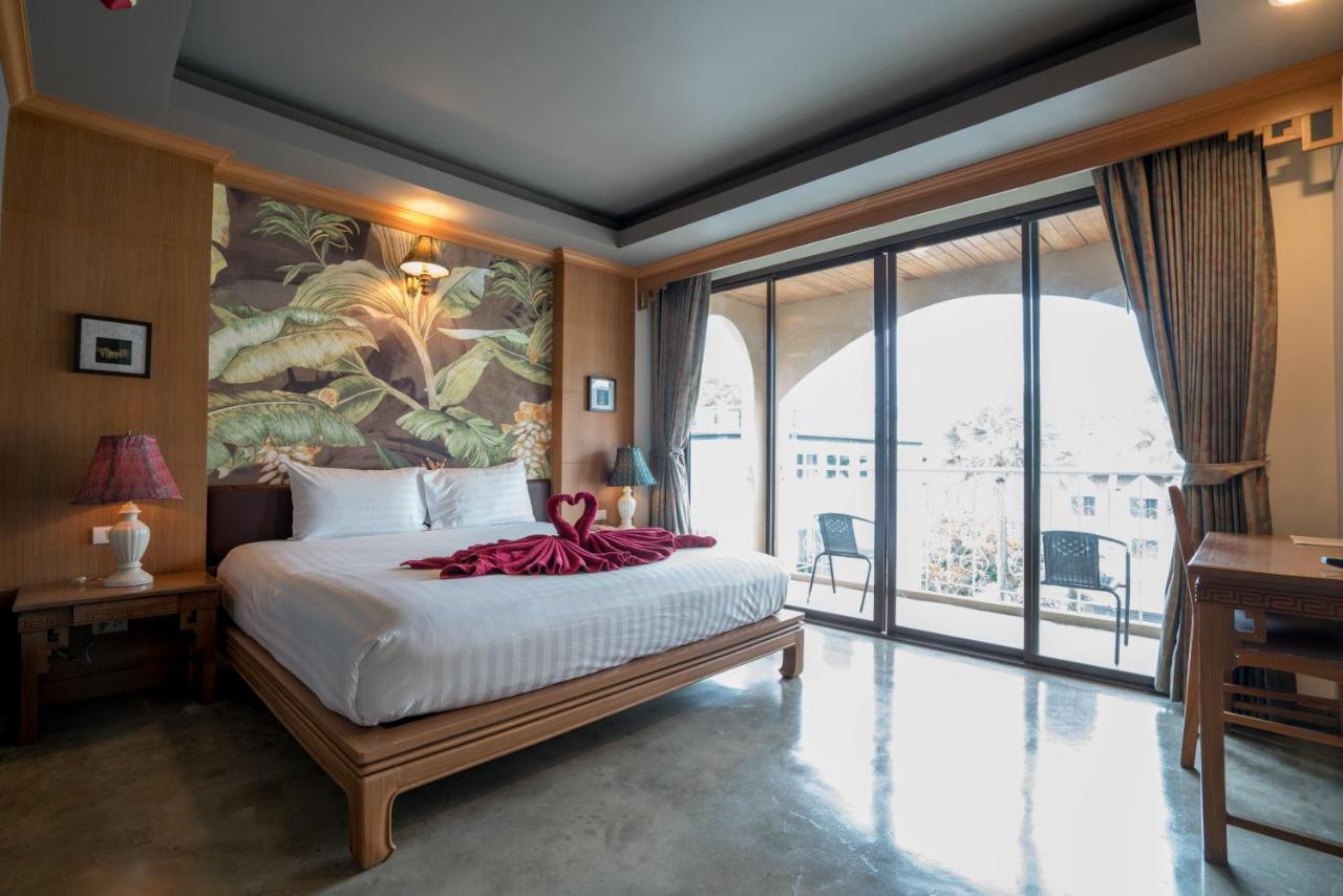 Отель Minatale Phuket Patong Экстерьер фото